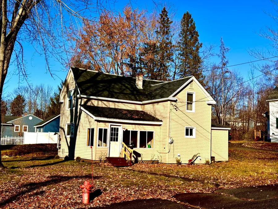 8 Western Avenue, East Millinocket, ME 04430 - Image #2