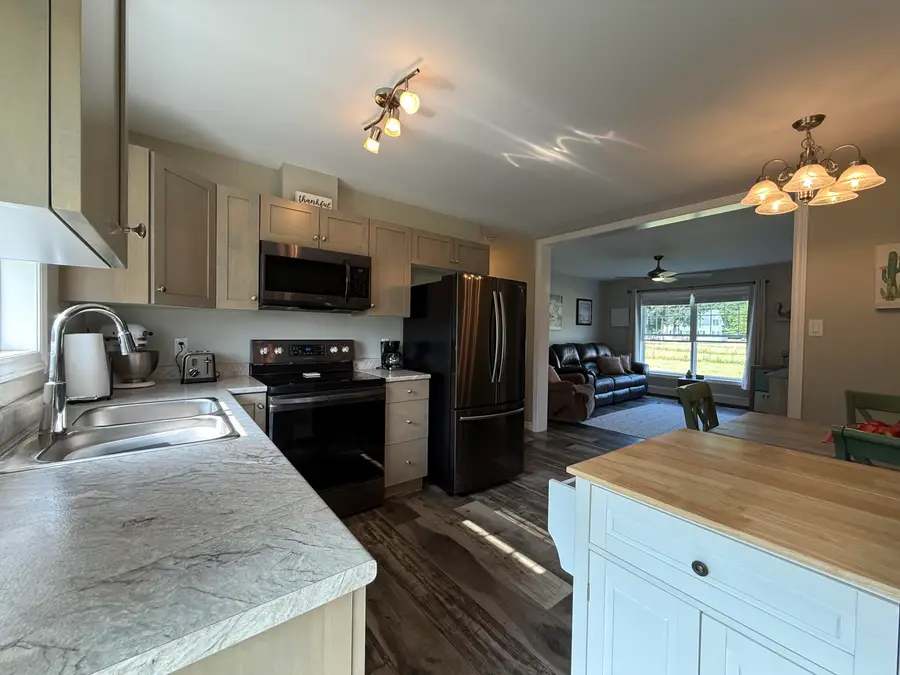 4 Hayfield Lane, Lisbon, ME 04250 - Image #2