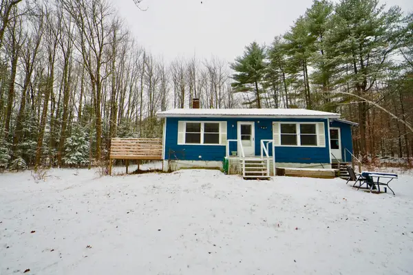 38 Del Chadbourne Road, Bridgton, ME 04009