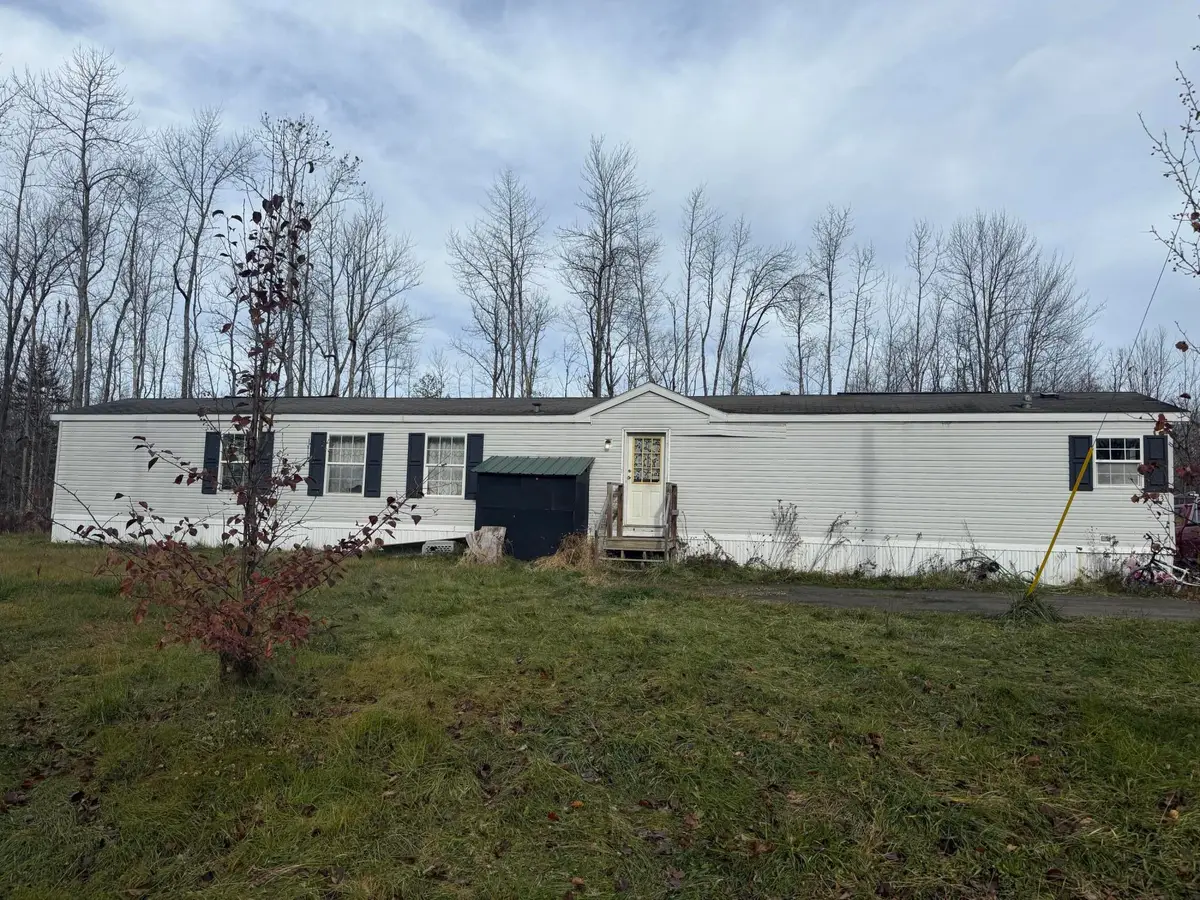 43 Whitten Road, Clinton, ME 04927 - Image #1