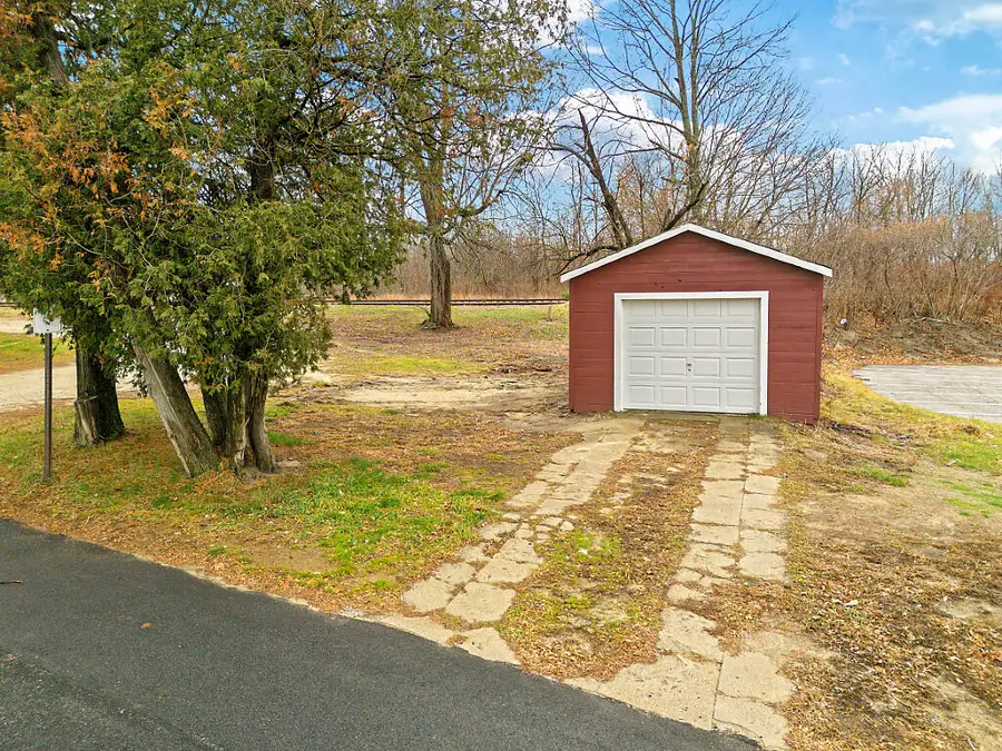 63 Elm Street, Mechanic Falls, ME 04256 - Image #3