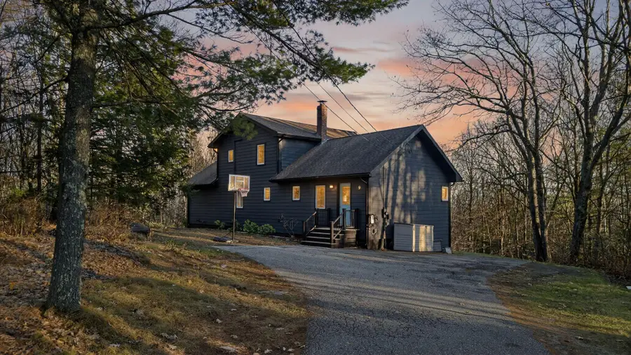 9 Black Oak Drive, Cumberland, ME 04021 - Image #2