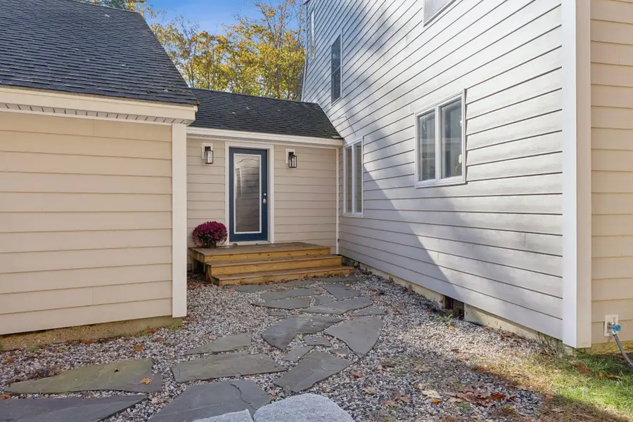 15 Susan Lane, Falmouth, ME 04105 - Image #3