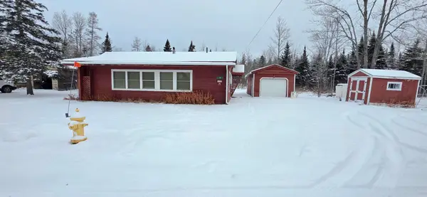 14 Colony Place, Limestone, ME 04750