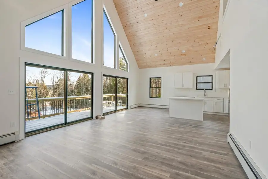 39 Dumont Circle, Bethel, ME 04217 - #3