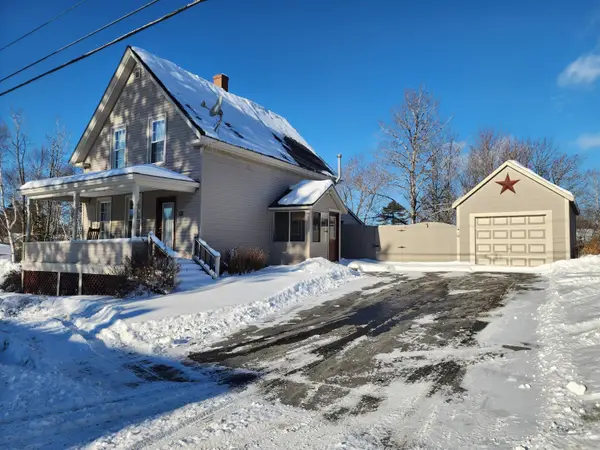 18 Washington Street, Greenville, ME 04441