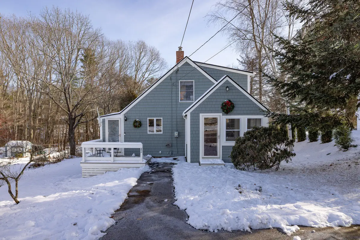 42 Tilton Avenue, Kittery, ME 03904 - Image #1