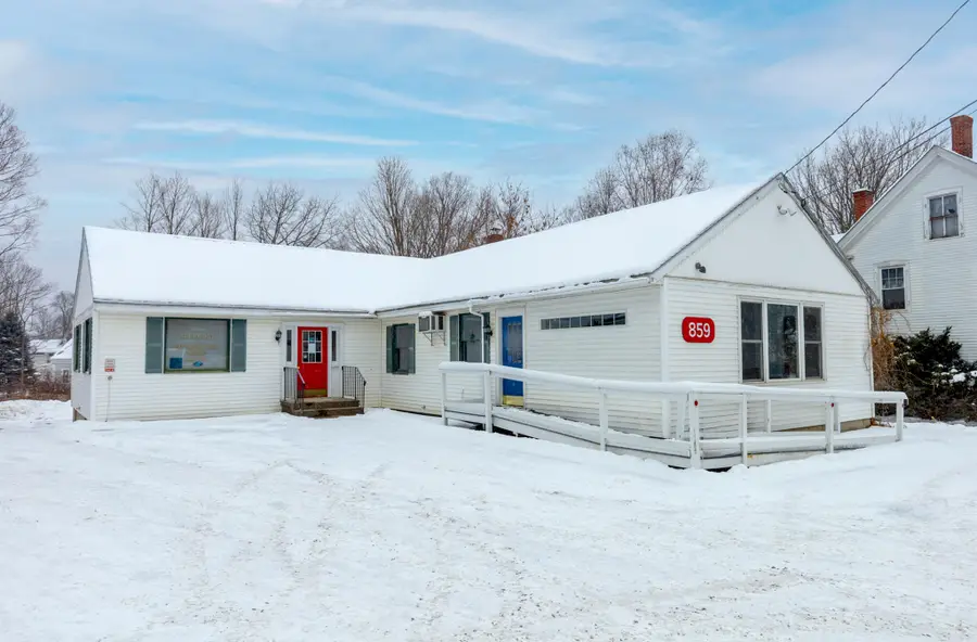 861 W Main Street, Dover Foxcroft, ME 04426 - Image #2