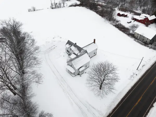 881 Western Avenue, Hampden, ME 04444