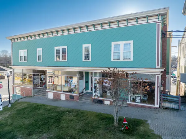 4 Colonial Way, Machias, ME 04654