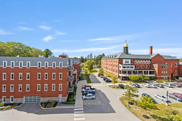 75 Mcauley Way #405, Portland, ME 04103