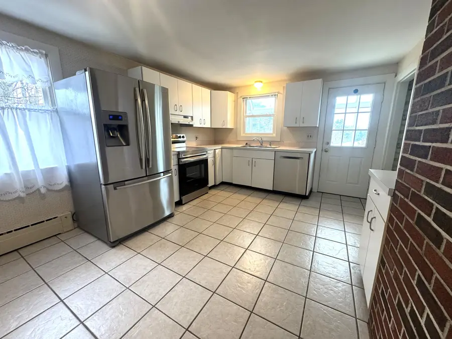 12 Hamlin Road, Falmouth, ME 04105 - Image #3