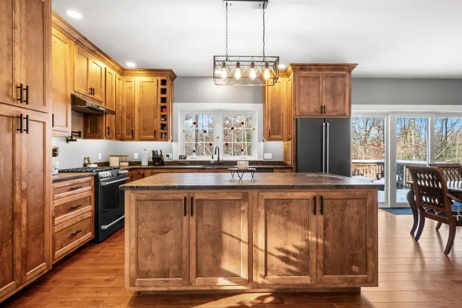 1090 Middle Road, Waterboro, ME 04061 - Image #2