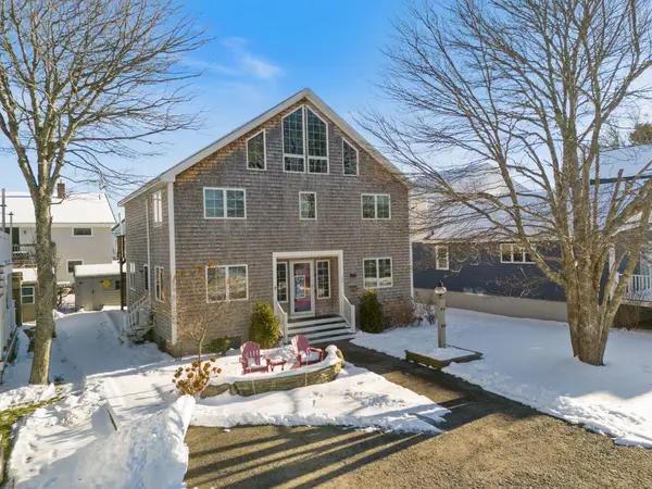 106 S Tibbetts Avenue, Wells, ME 04090