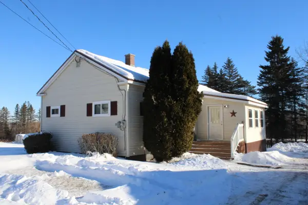 33 Midland Street, Caribou, ME 04736