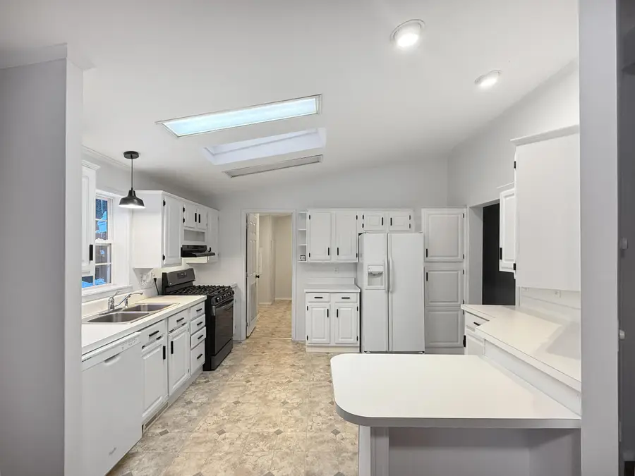 42 Mayhew Manor Road, Greenville, ME 04441 - Image #3