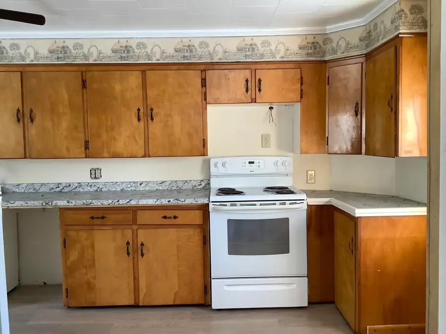 37 Presque Isle Street, Fort Fairfield, ME 04742 - Image #2