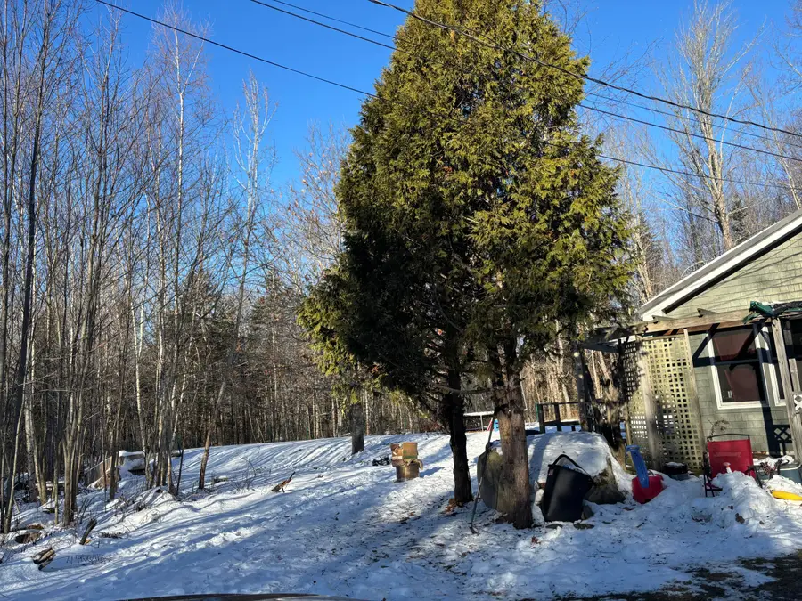 135 Loop Road N, Searsport, ME 04974 - Image #2