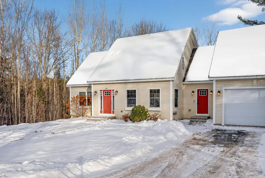 325 Fairway Drive, Auburn, ME 04210 - Image #3