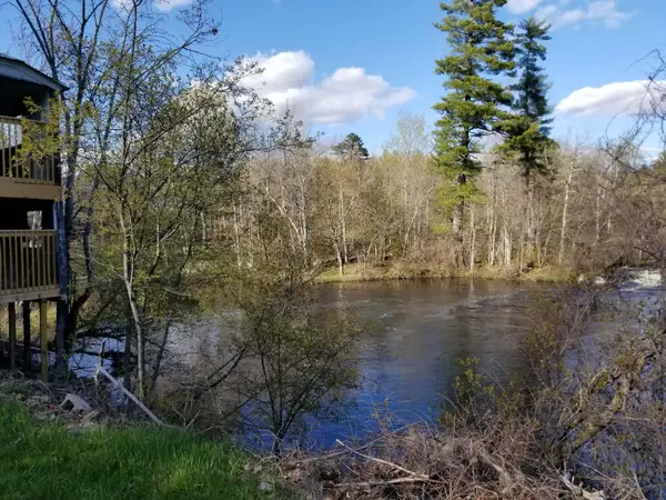 14 Butterfield Road, Sumner, ME 04292