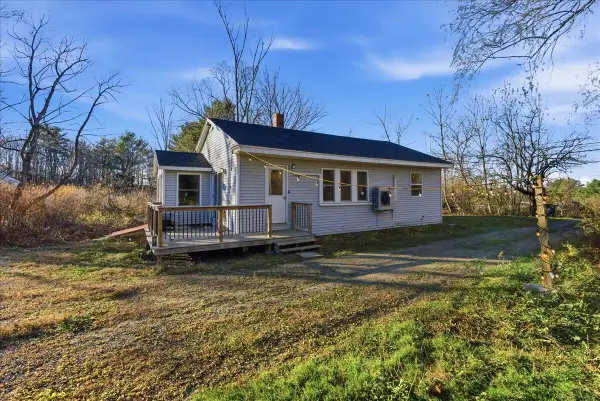 394 Highland Avenue, Gardiner, ME 04345