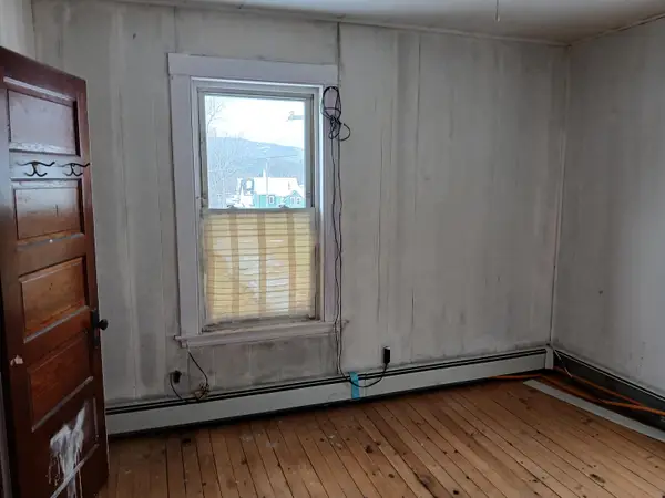 30 Harlow Hill Road, Mexico, ME 04257