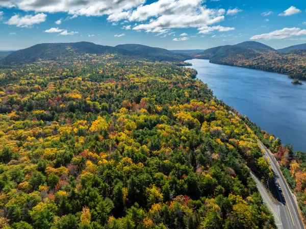 10 Hall Quarry Road, Mount Desert, ME 04660