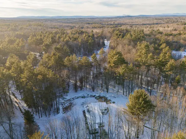 22 Hardwood Lane, Fairfield, ME 04937