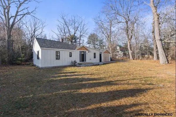 4 Highland Avenue, Cumberland, ME 04021