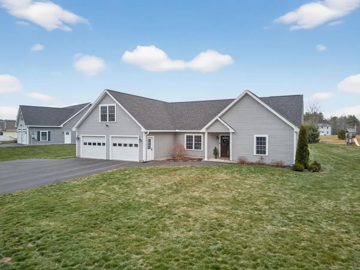 42 Fieldstone Drive, Augusta, ME 04330 - Image #1