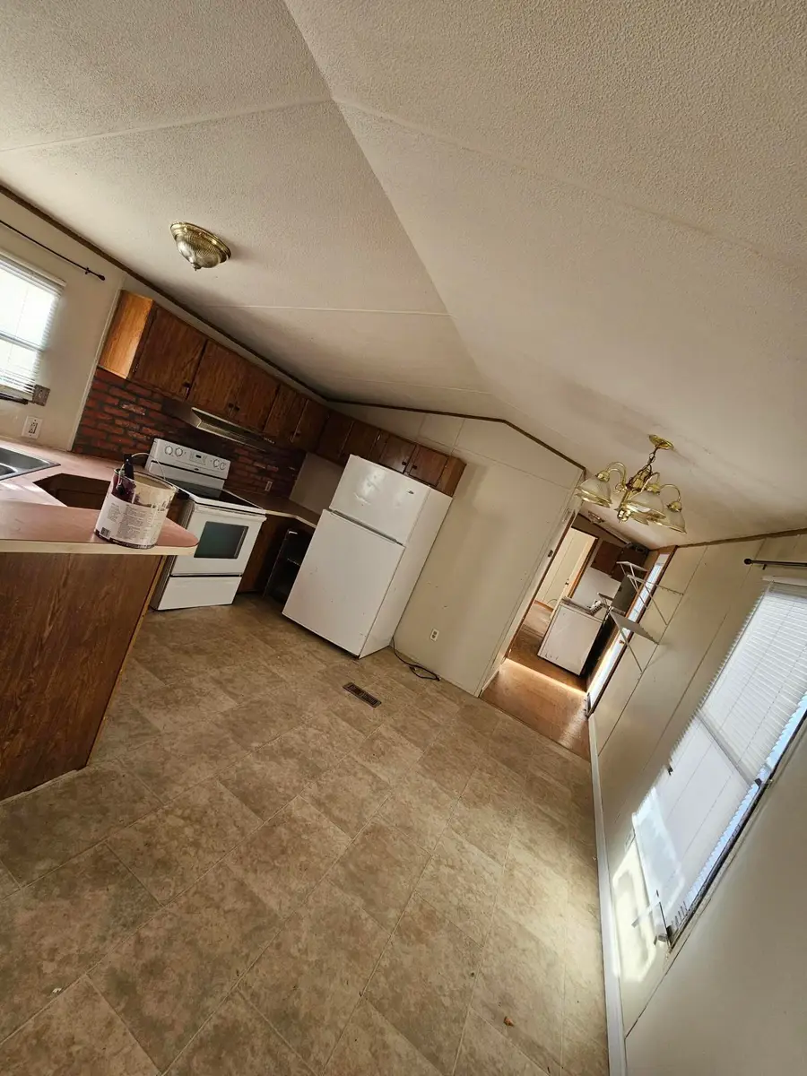 7 Pleasant Street #6,7,8, Mexico, ME 04257 - Image #2