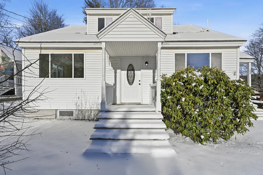 32 Abbott Street, Waterville, ME 04901 - Image #2