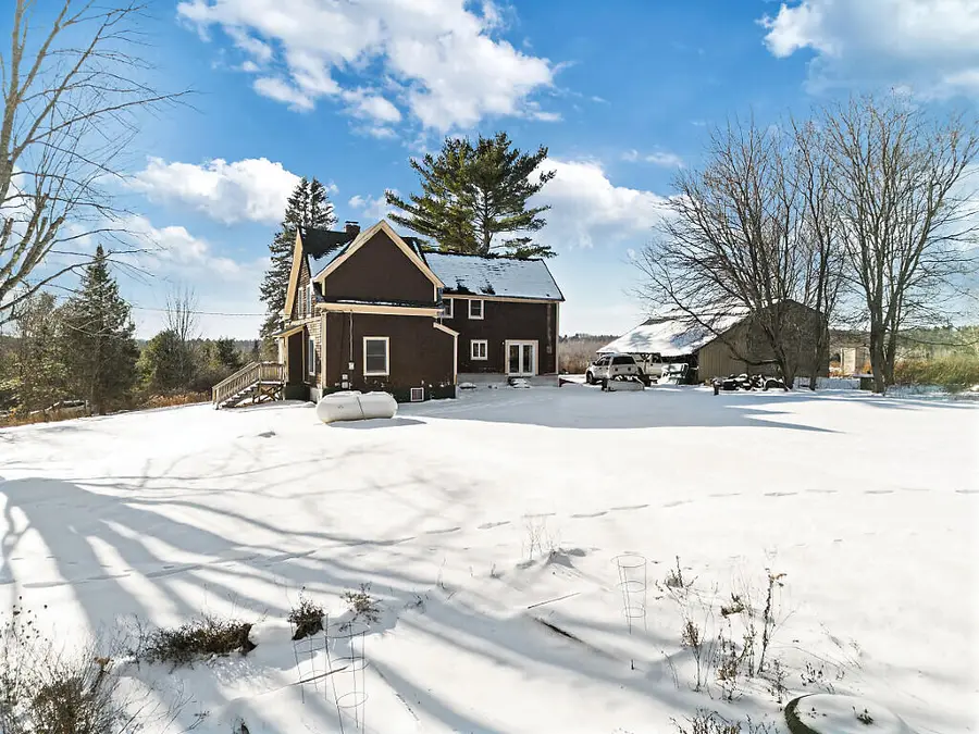 137 Middle Road, Fairfield, ME 04937 - Image #3