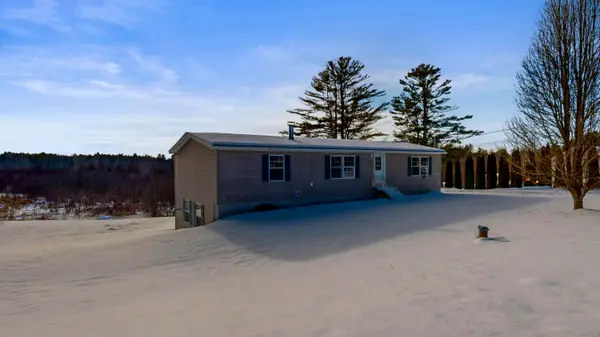 44 Lone Pine Drive, Sabattus, ME 04280