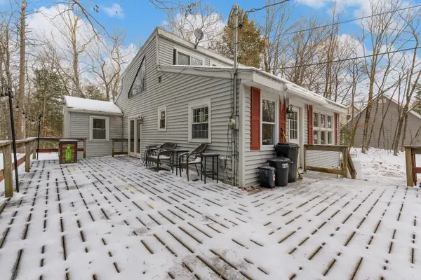 16 Mason Avenue, Naples, ME 04055