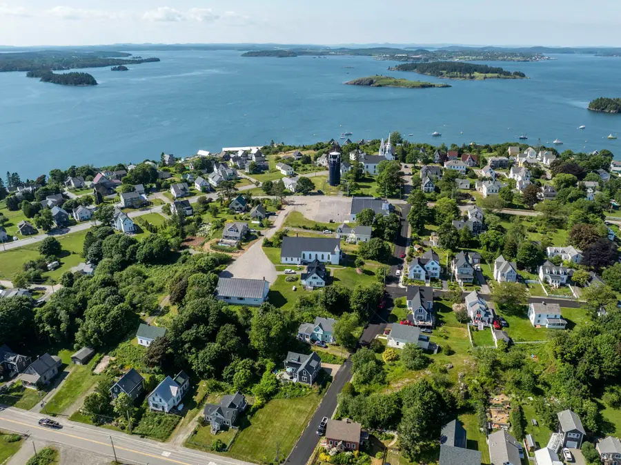 53 Washington Street, Lubec, ME 04652 - Image #3