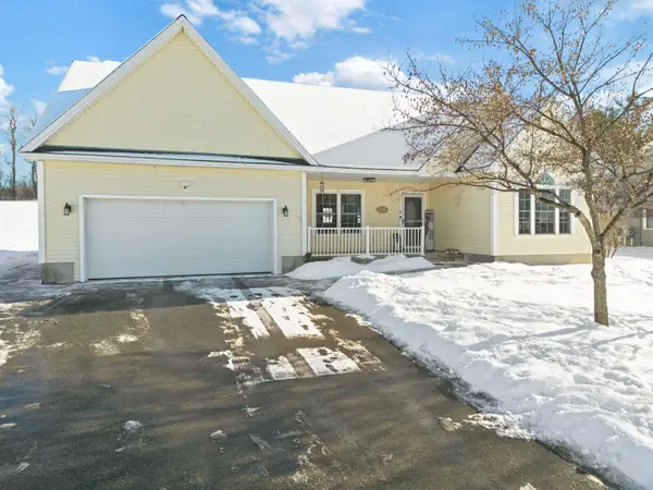 15 Fieldstone Drive, Augusta, ME 04330