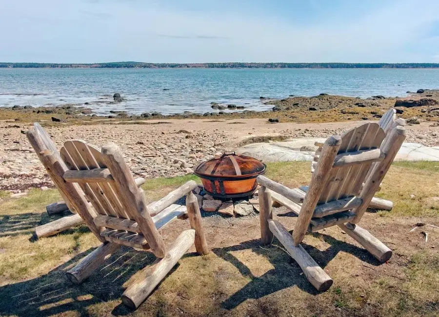 431 Paul Bunyan Road, Gouldsboro, ME 04607 - Image #3