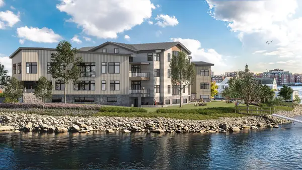 35 Badgers Island W #302, Kittery, ME 03904