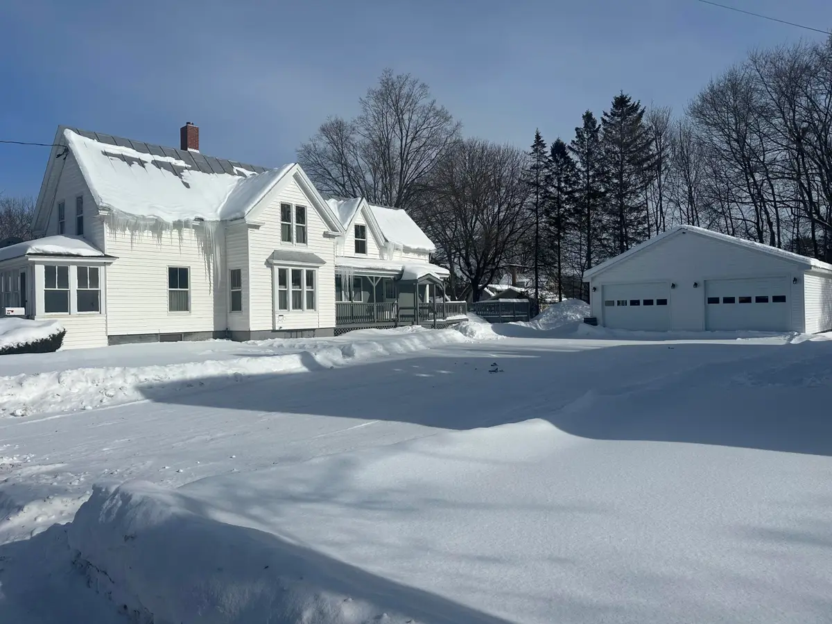 94 Old Point Avenue, Madison, ME 04950 - Image #1