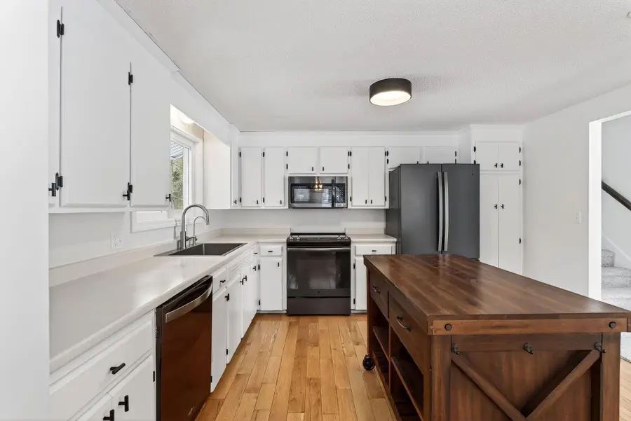 24 Mast Lane, Yarmouth, ME 04096 - Image #3