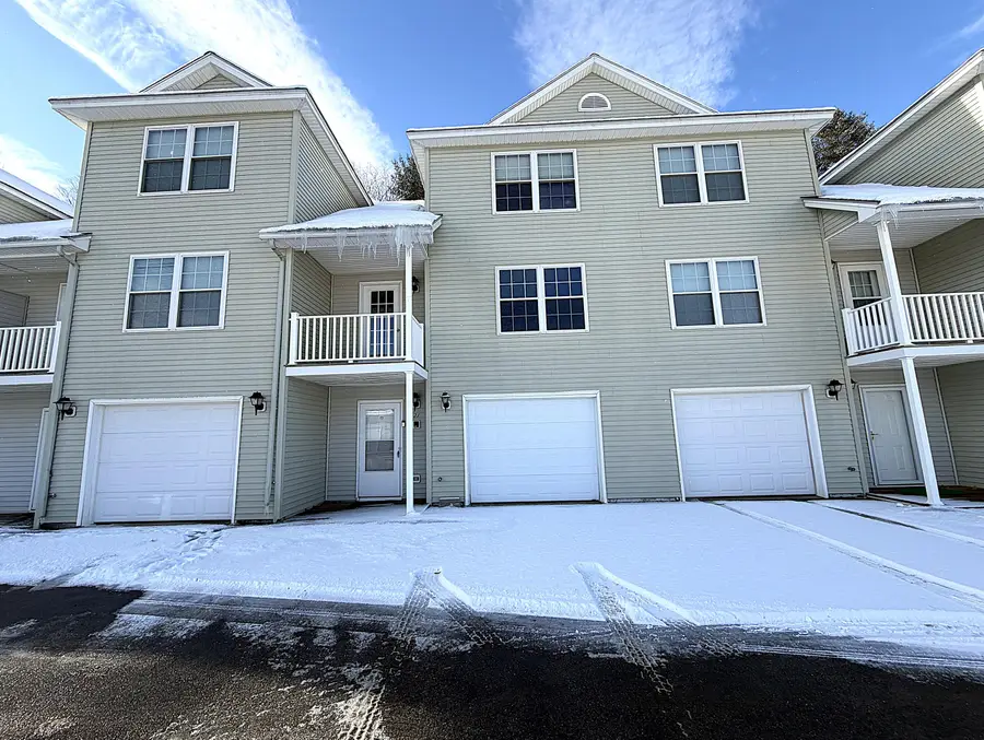21 Ledges Court #21, Lewiston, ME 04240 - Image #2