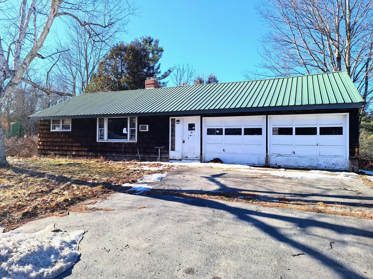 18 Gray Road, Falmouth, ME 04105 - Image #1
