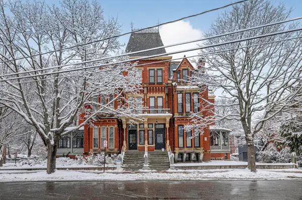 117 Pine Street #2, Portland, ME 04102