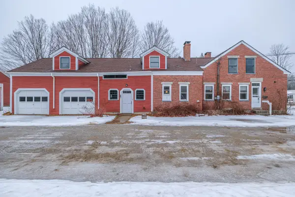 51 Oxford Street, Paris, ME 04281