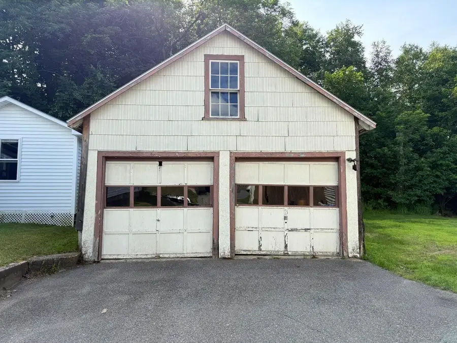 Address Withheld By Seller, Millinocket, ME 04462 - #3
