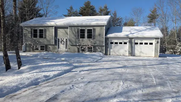 4 Starkey Lane, China, ME 04358