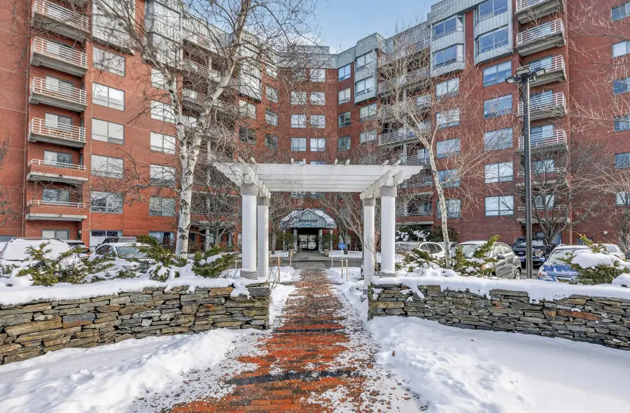 148 Breakwater Drive #113, South Portland, ME 04106 - Image #2
