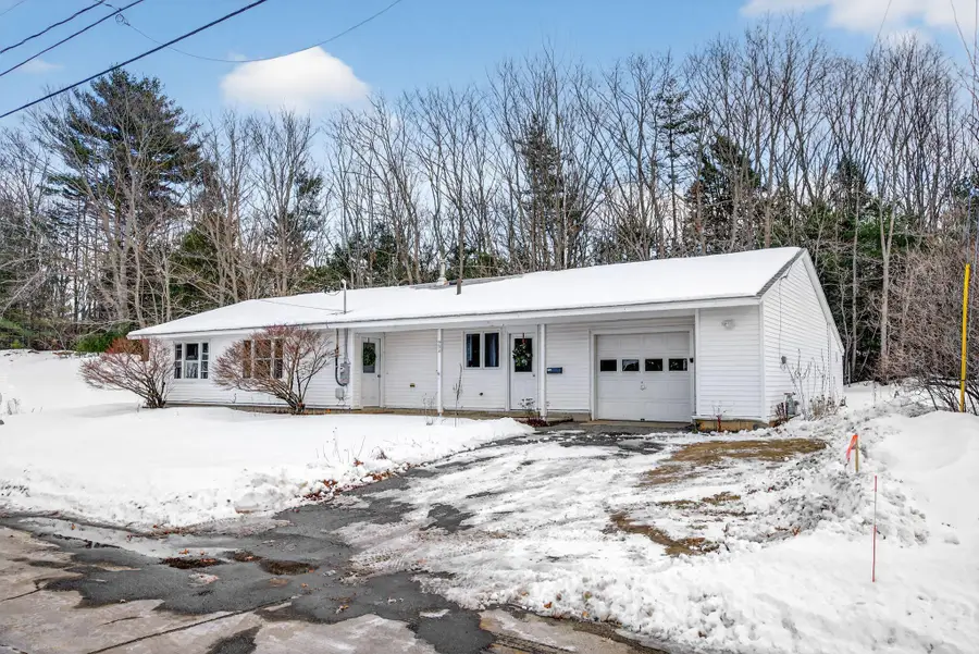 234 Congress Circle, Topsham, ME 04086 - Image #2