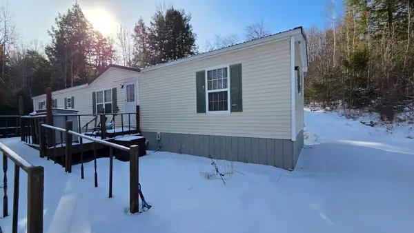 1035 Airline Road, Clifton, ME 04428